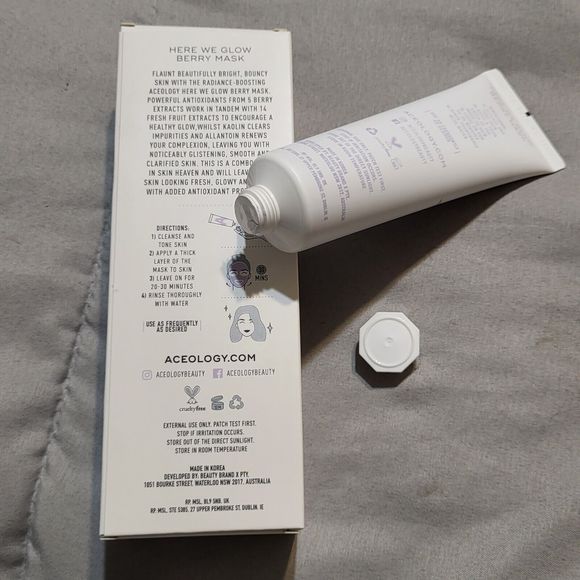 NIB Aceology Here We Glow Berry Mask 65ml/2.19oz - Picture 7 of 7